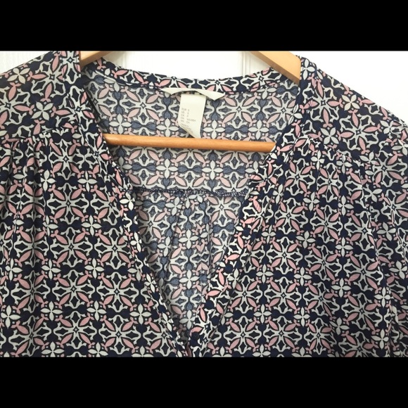 H&M Soft & Comfy Shirt, Size S - Picture 4 of 7